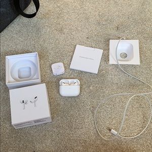 Apple AirPods pro